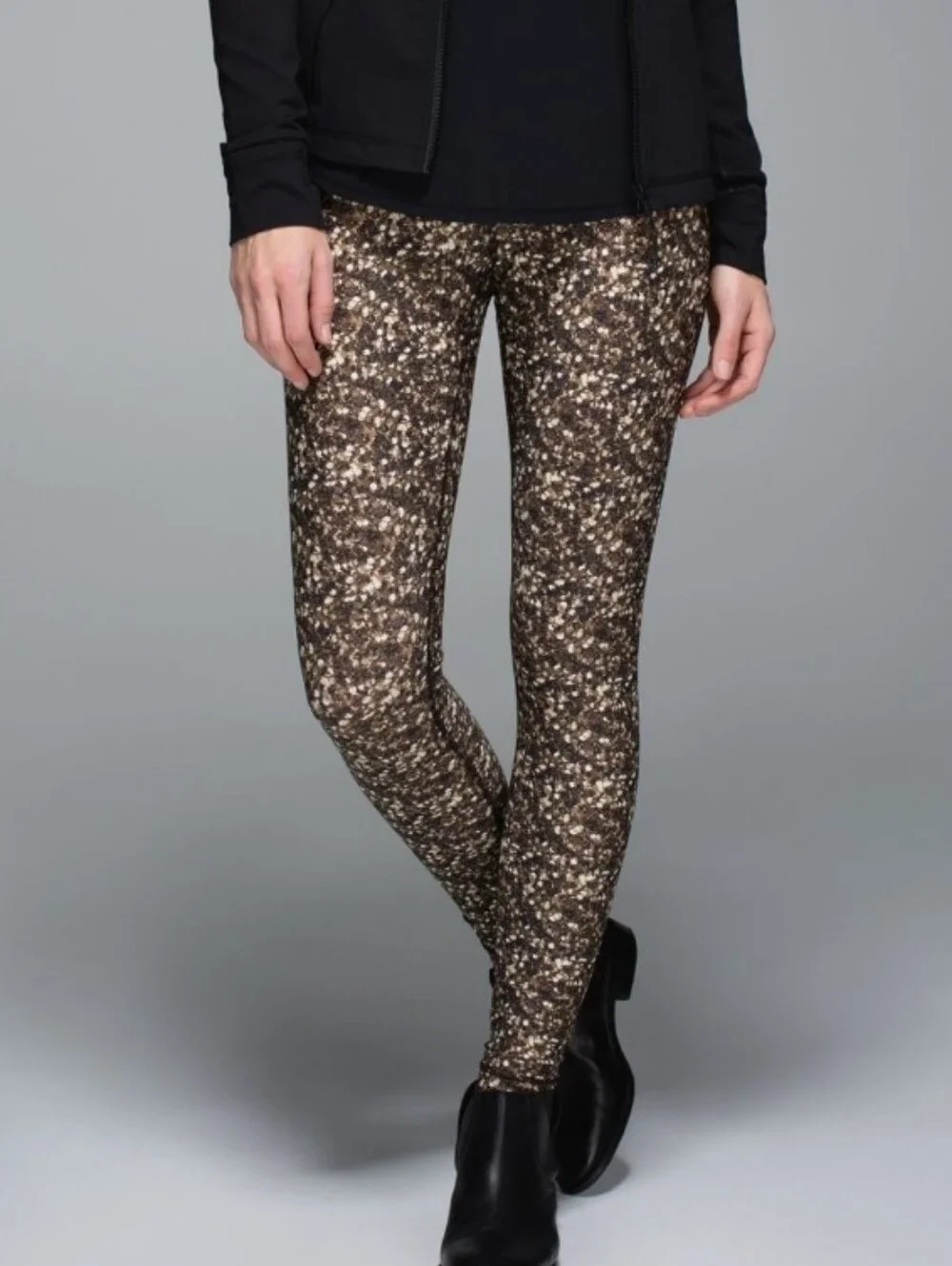 Size 6 Lululemon Shine Tight (Roll Down) Shimmy Shimmer Legging Leggings